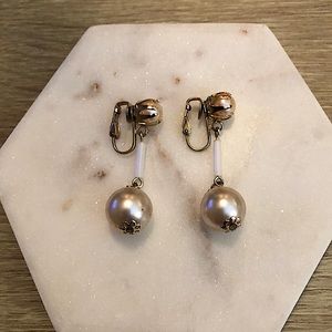 Vintage Dangling Pearl Earrings - Vintage - Clip On